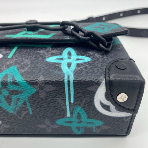 SOLD!!Louis Vuitton Monogram Eclipse Steamer Wearable Wallet Graffiti Multicolor - Picture 5 of 15